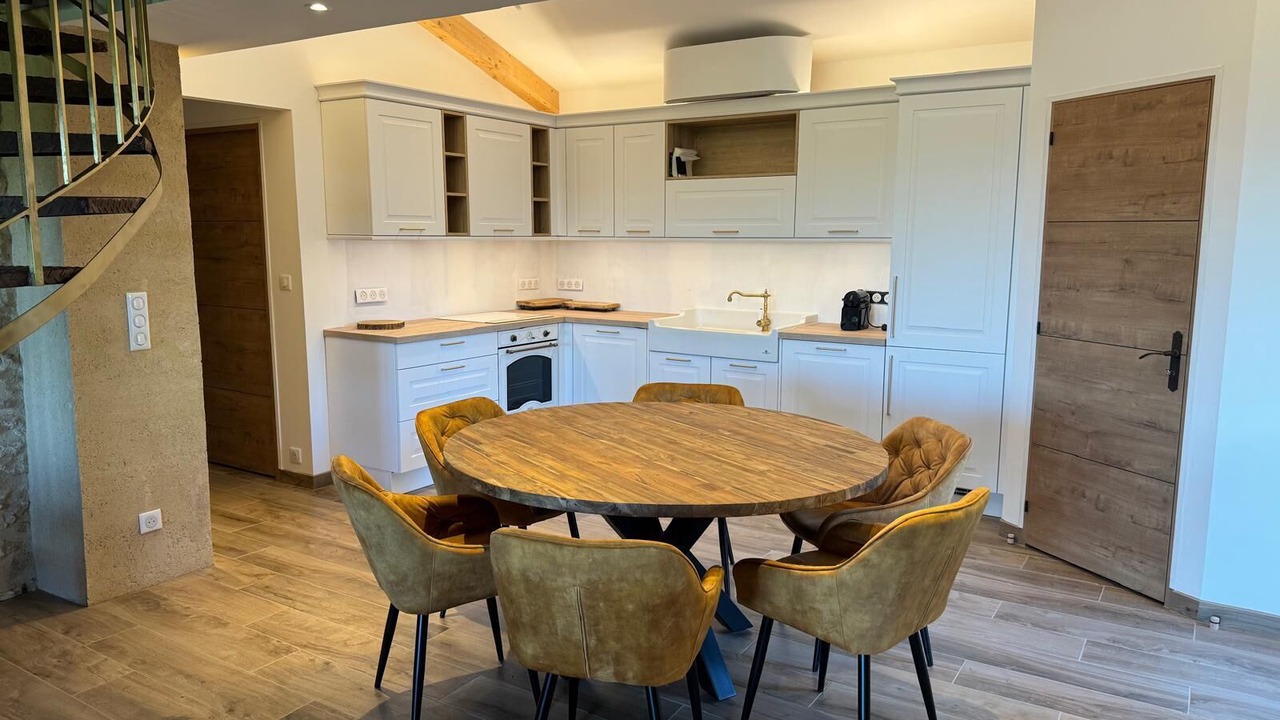 Photo of Others in Cales