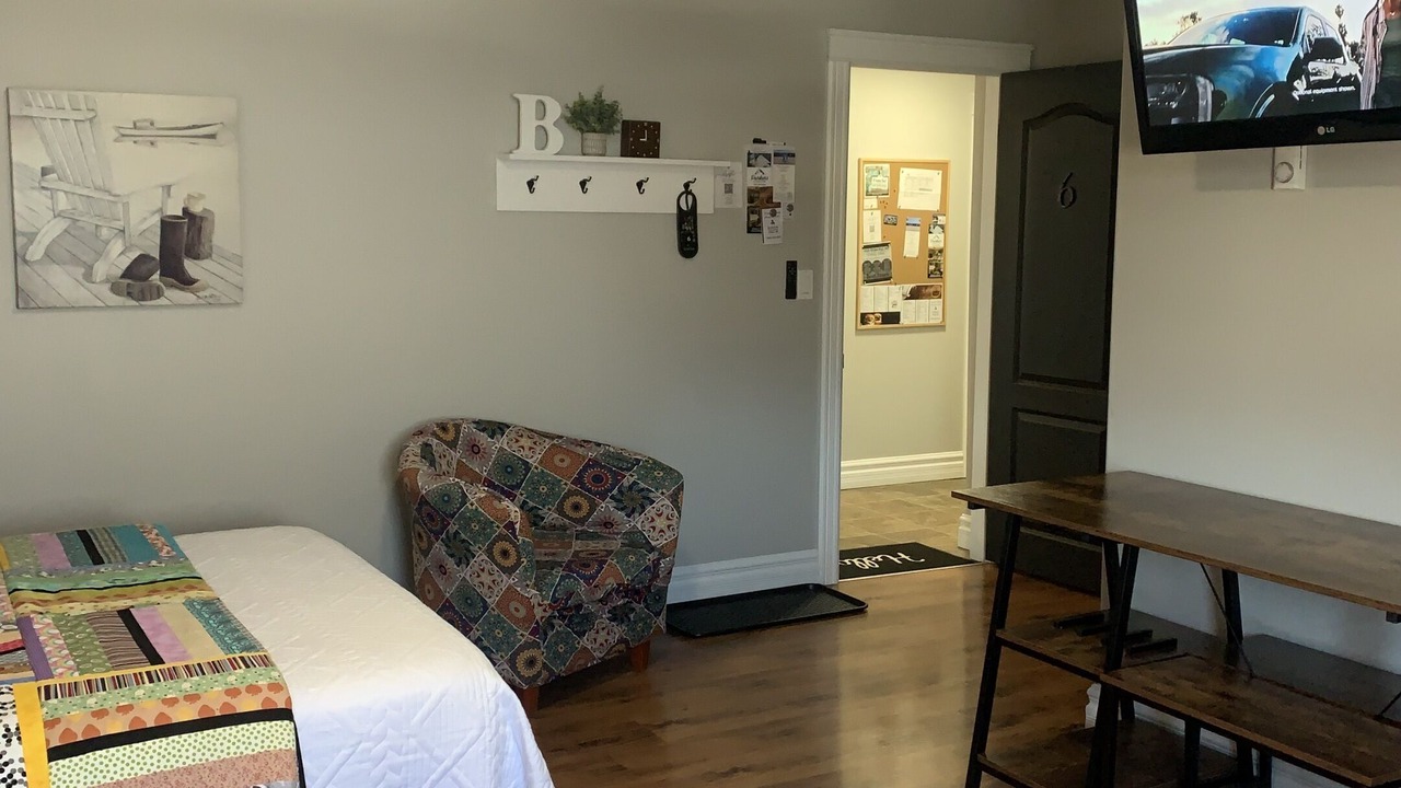 Photo of Bedroom in Triton