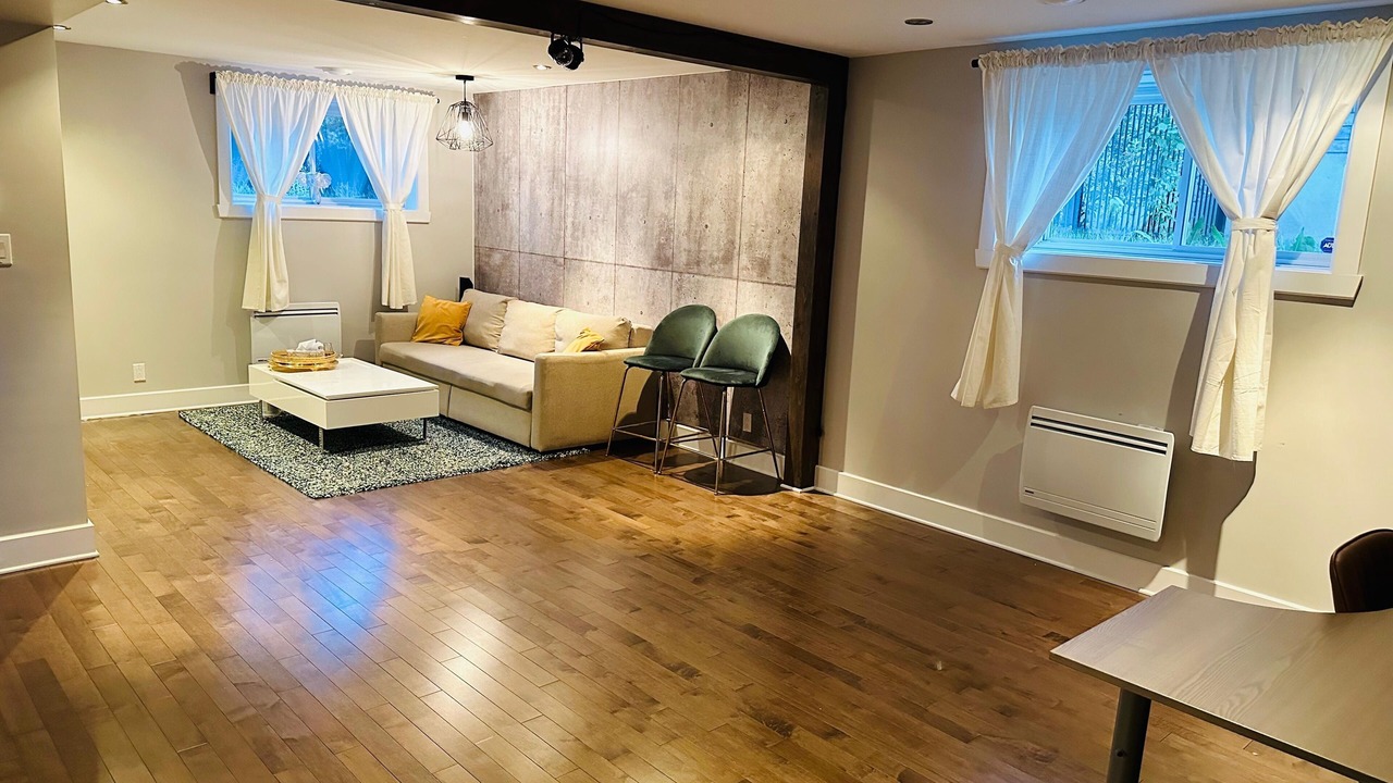 Photo of Livingroom in Saint-Hubert