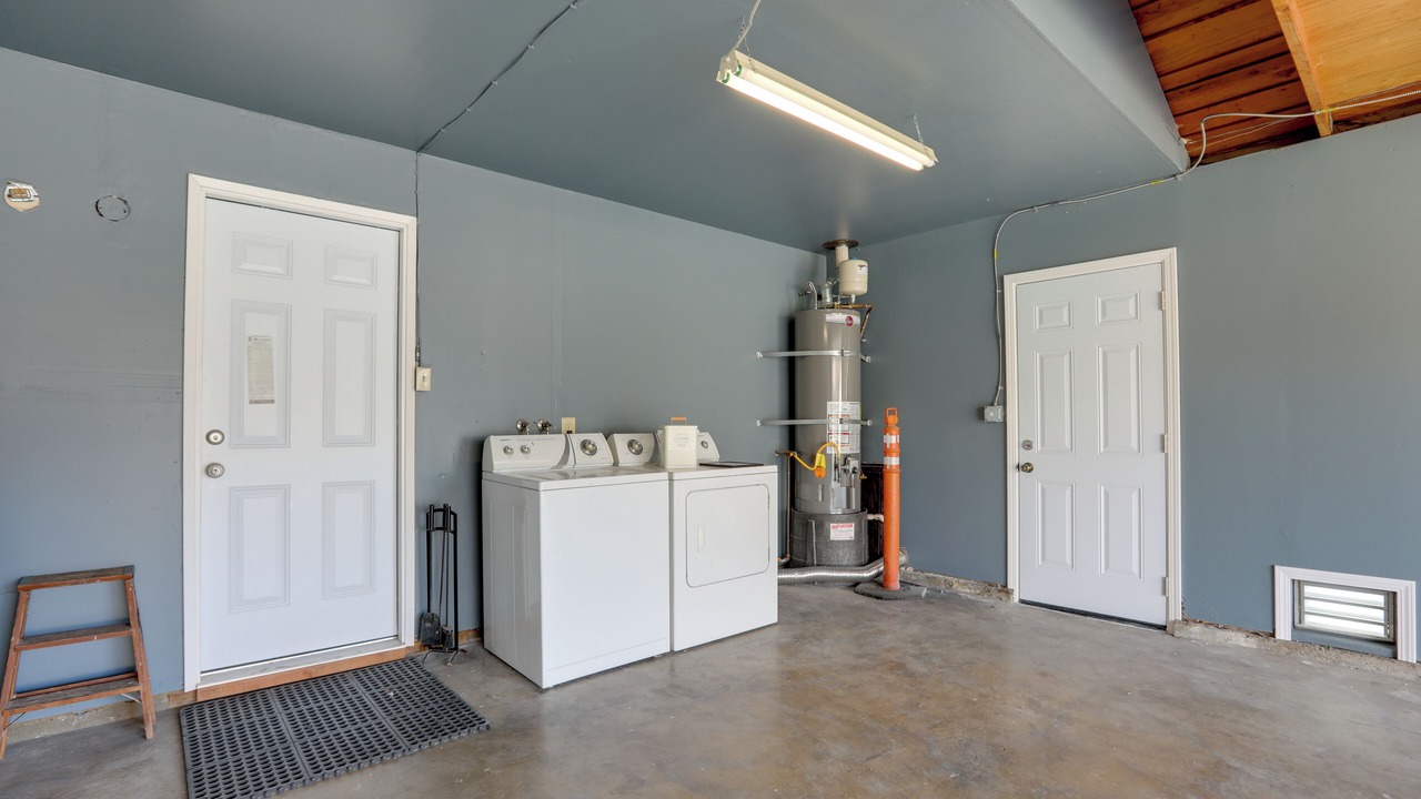 Photo of Others in Foothill Farms