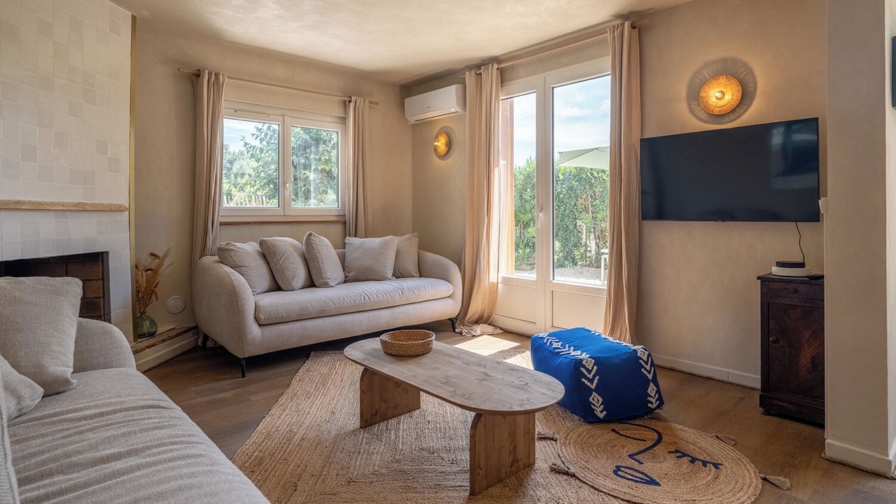 Photo of Livingroom in Saint-Pons-de-Mauchiens