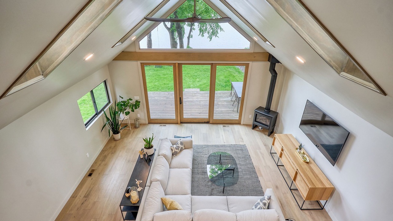 Photo of Livingroom in Maple Plain