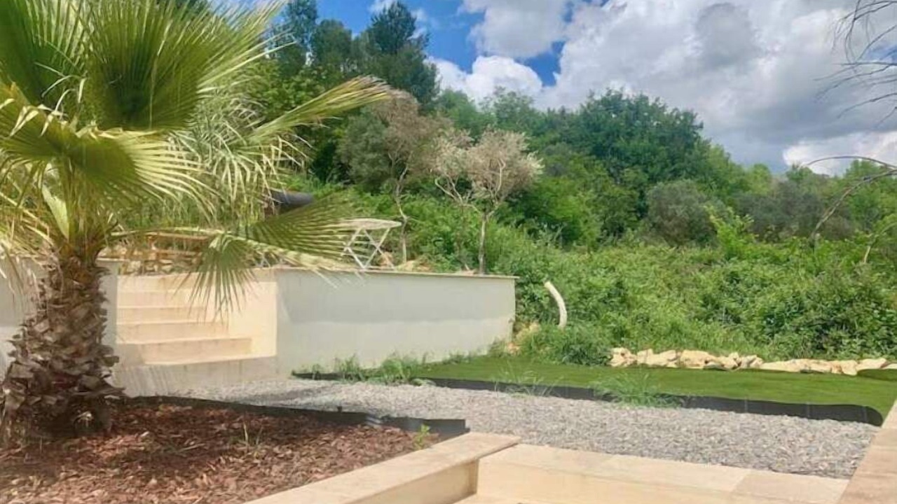 Photo of Outdoor in Varages