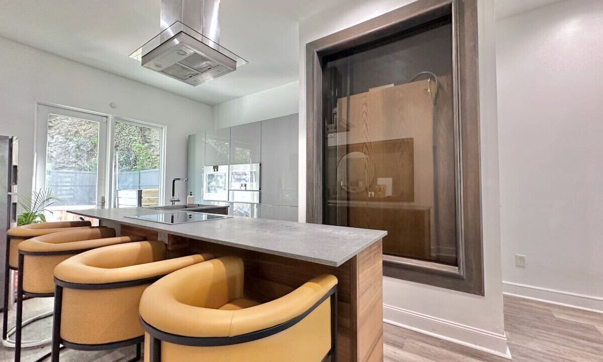 Photo of Kitchen in South Side Slopes