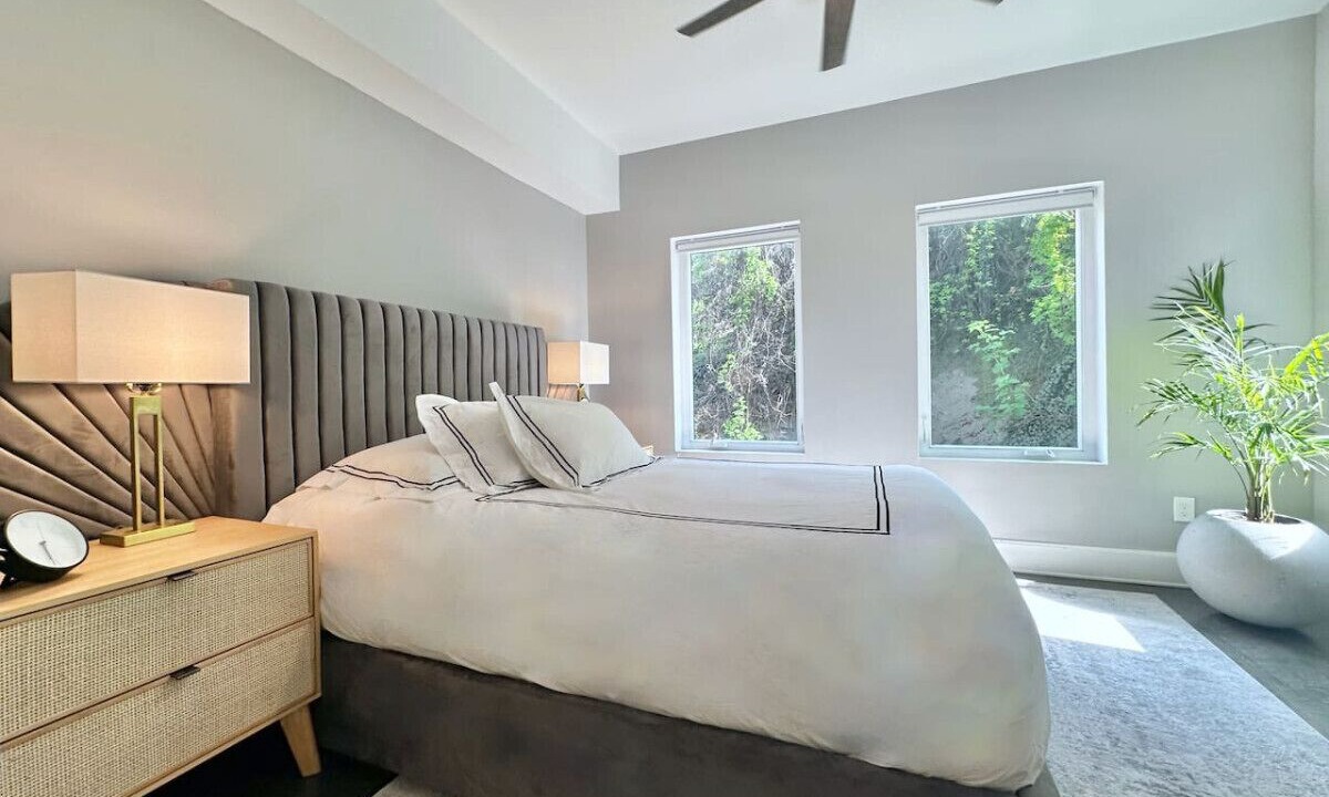 Photo of Others in South Side Slopes