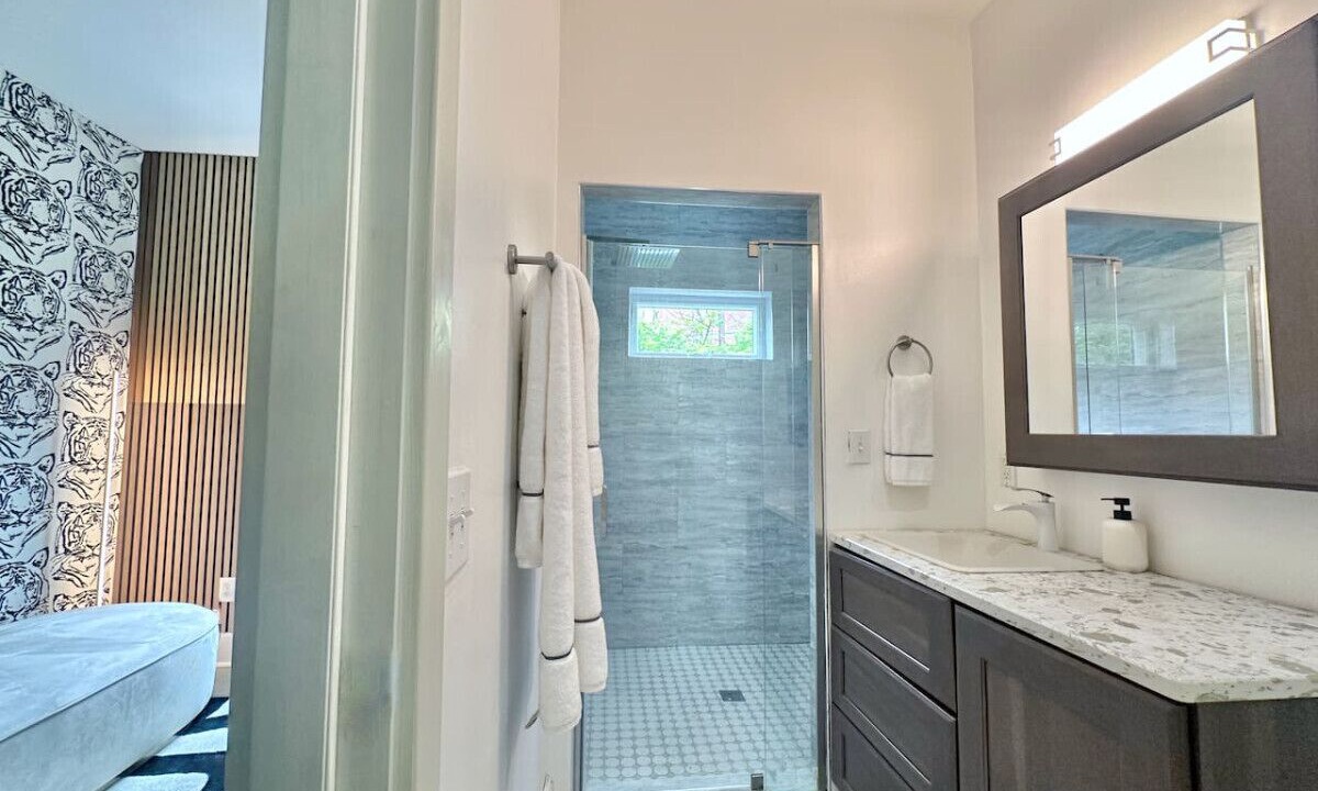 Photo of Others in South Side Slopes