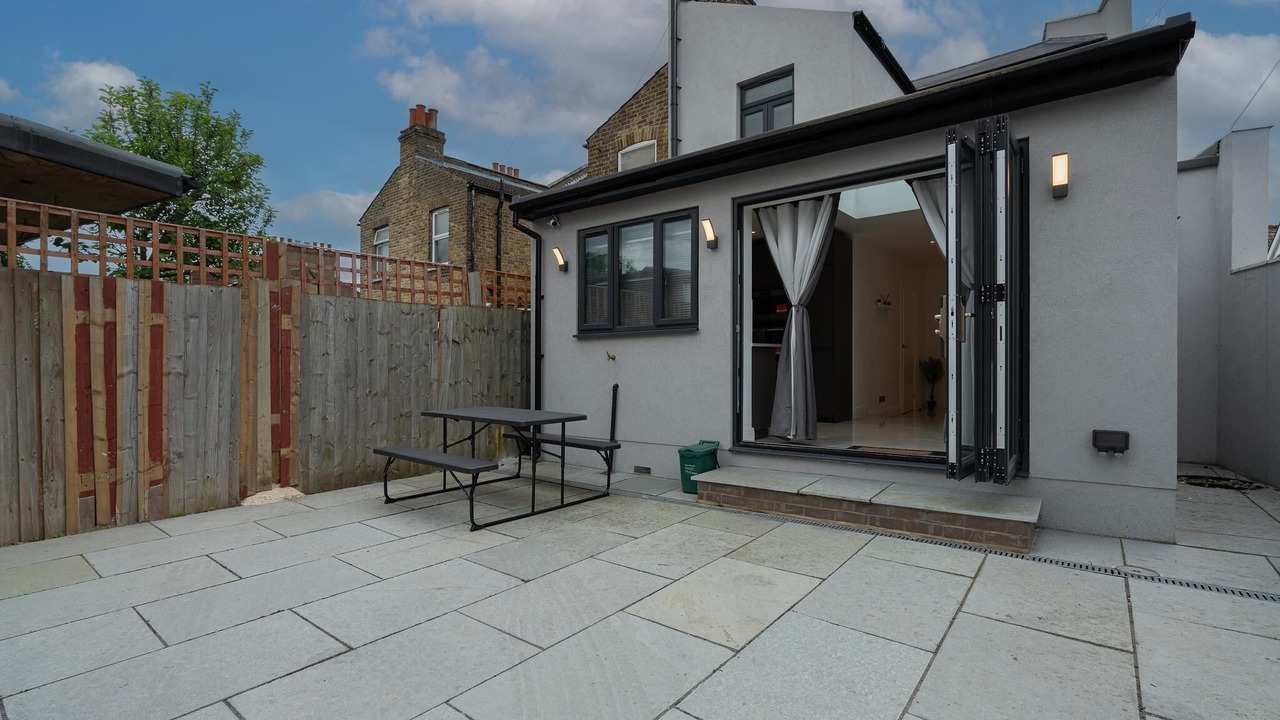 Photo of Patio Balcony in Northumberland Park