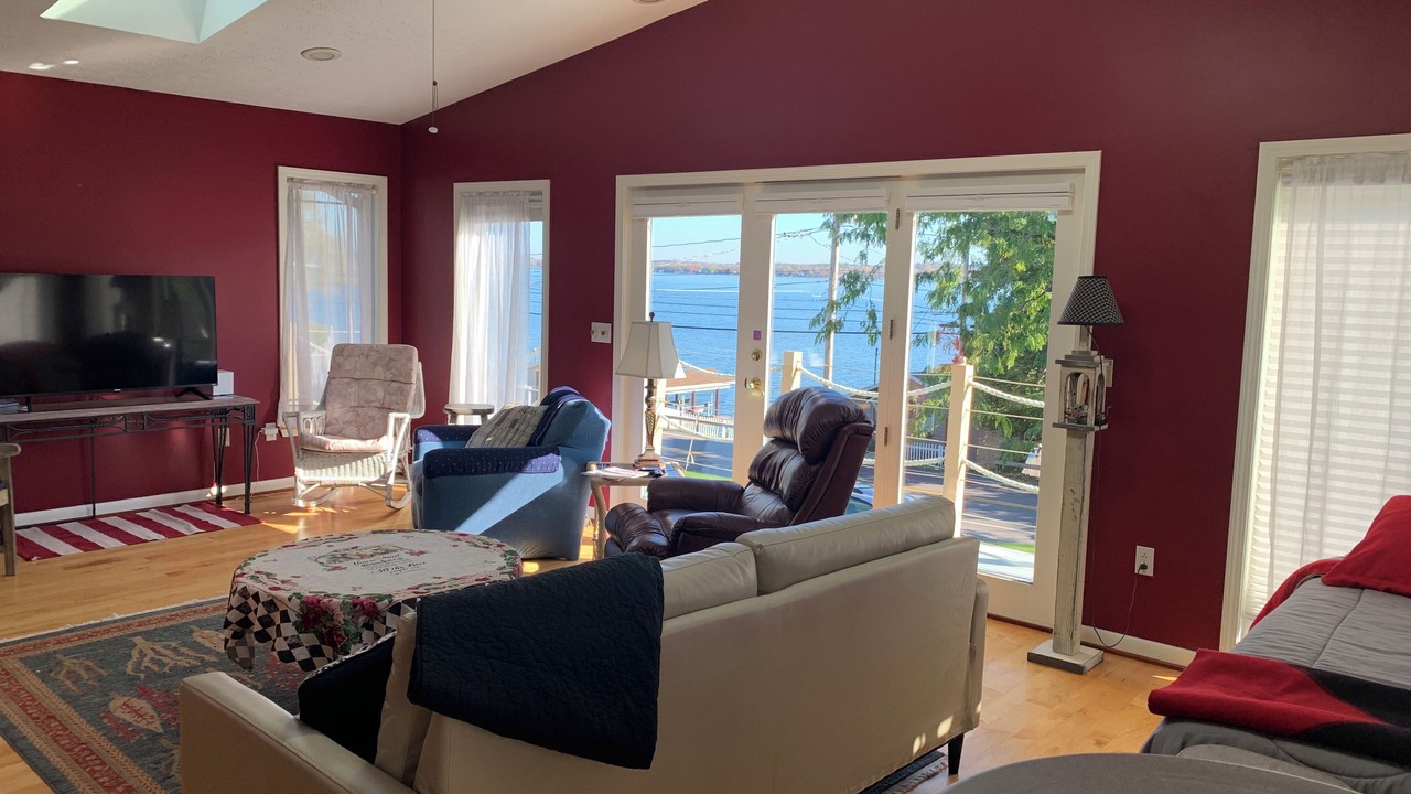 Photo of Livingroom in Holcomb