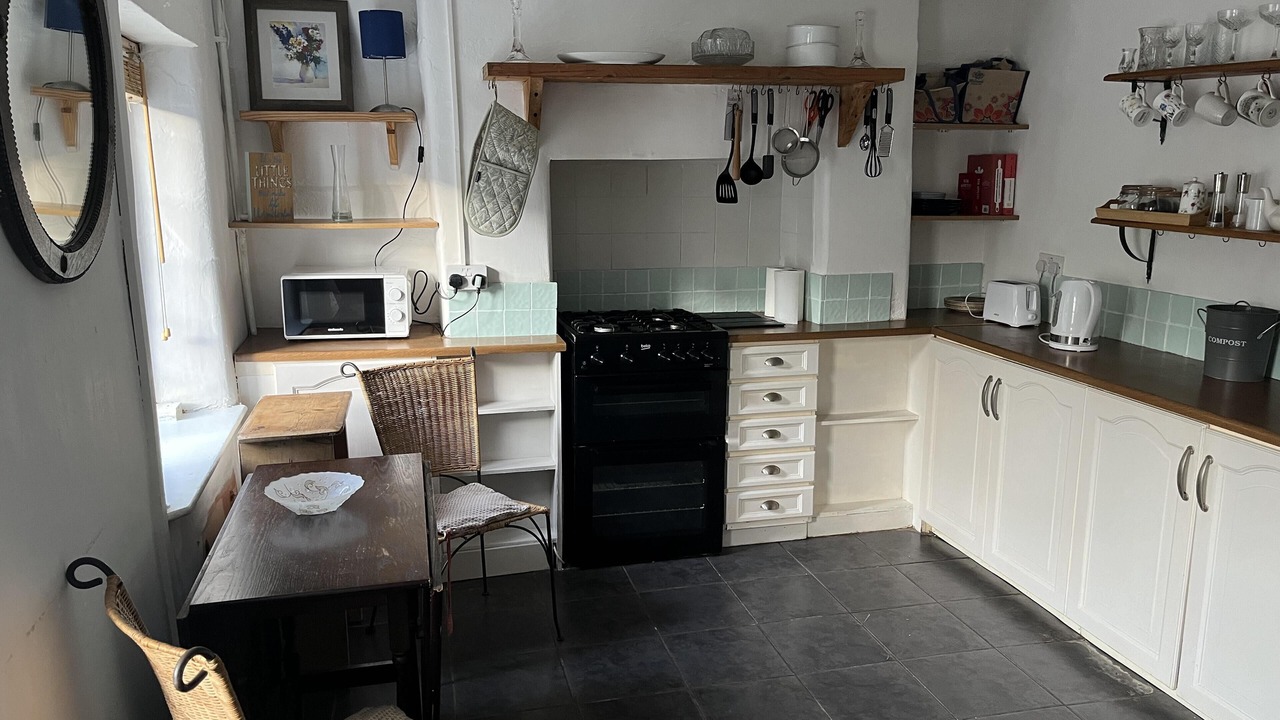 Photo of Kitchen in Bedwas Trethomas & Machen