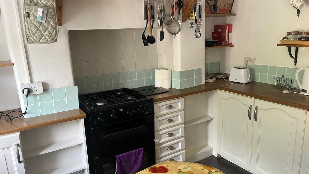 Photo of Kitchen in Bedwas Trethomas & Machen