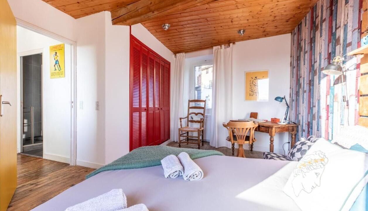 Photo of Others in Thiers