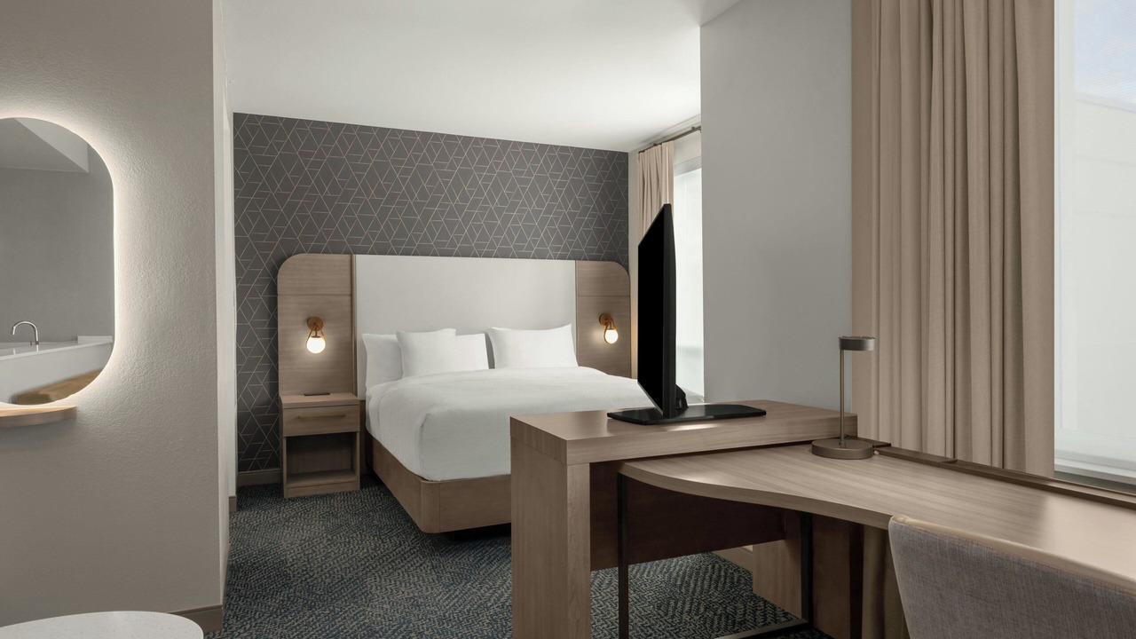 Photo of Bedroom in Eagle