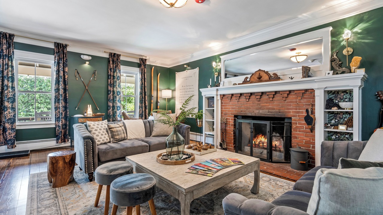 Photo of Others in Bartlett