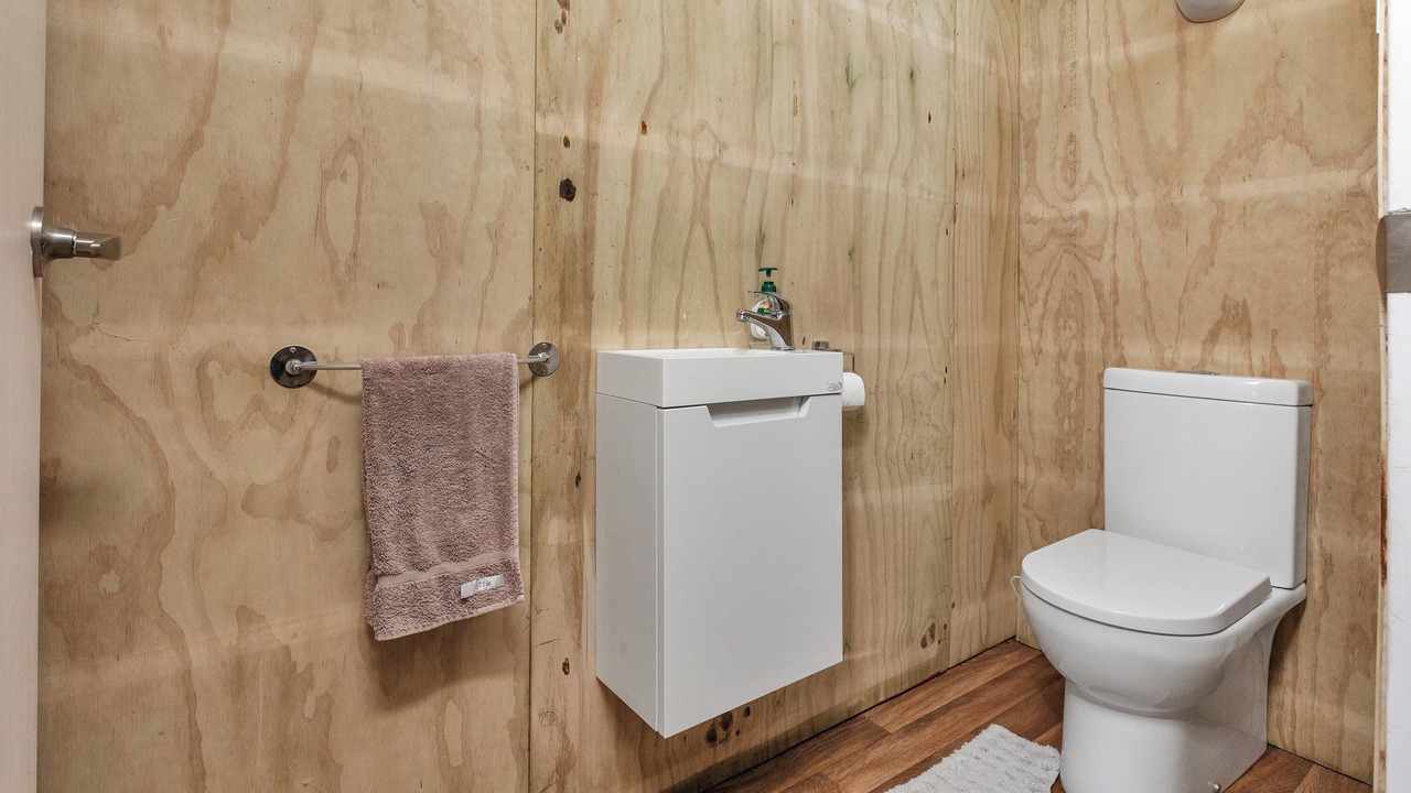 Photo of Bathroom in Coopers Beach