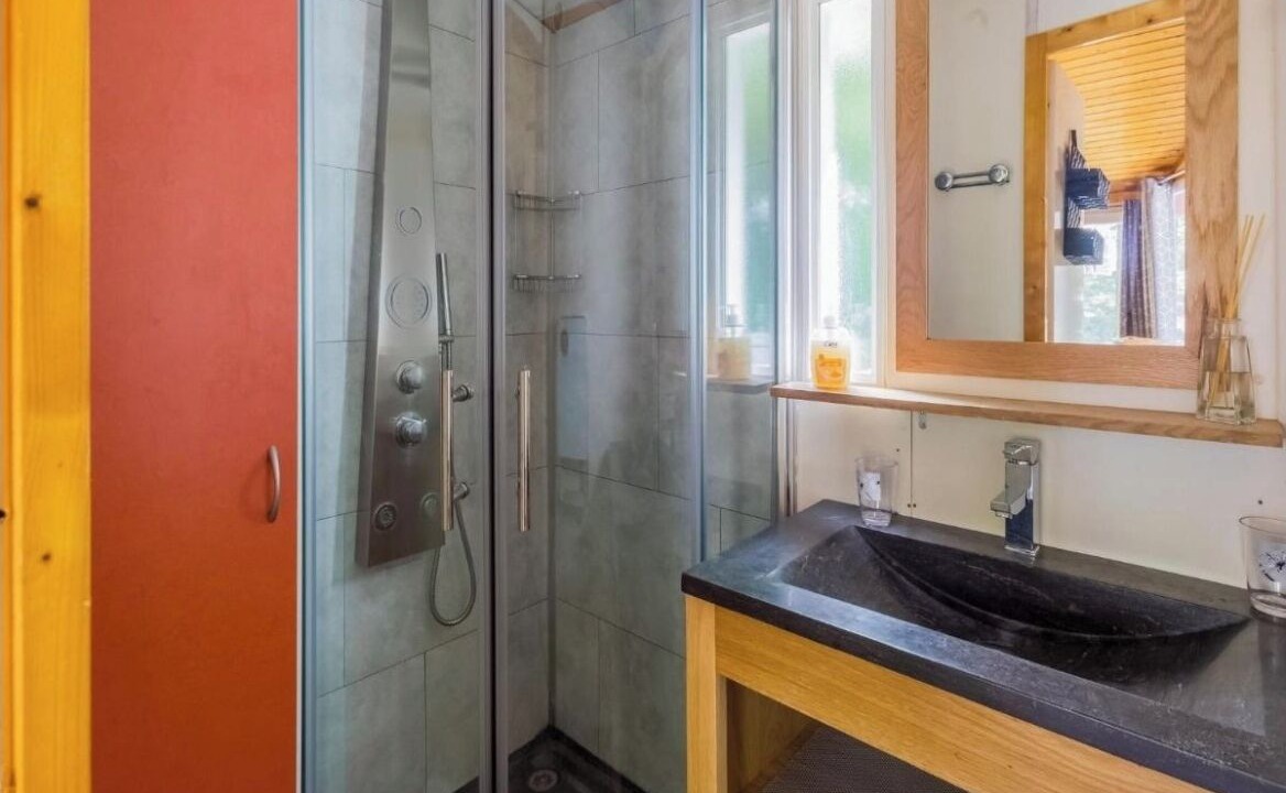 Photo of Others in Gravieres