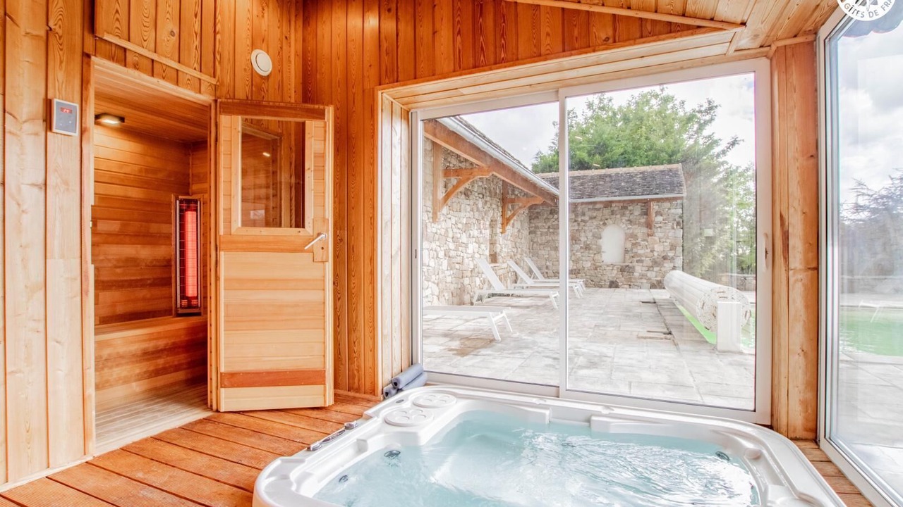 Photo of Others in Saint-Mard-de-Vaux