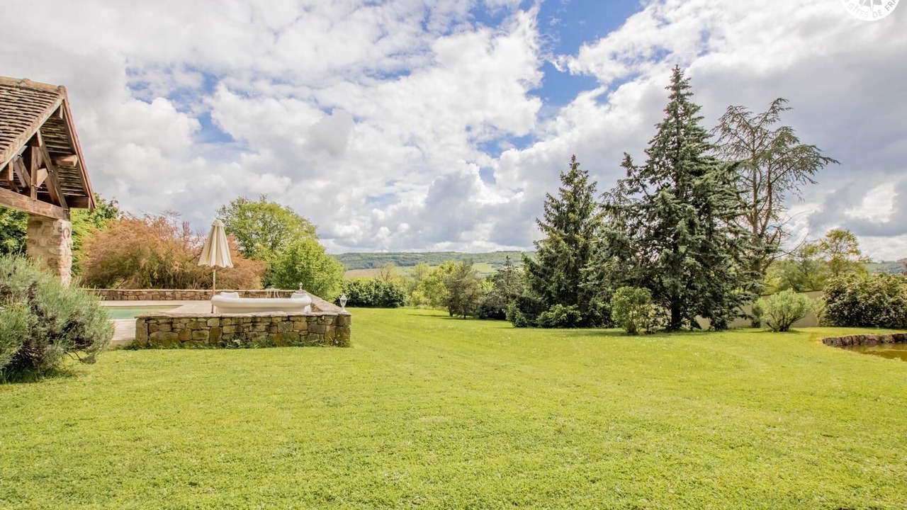 Photo of Outdoor in Saint-Mard-de-Vaux