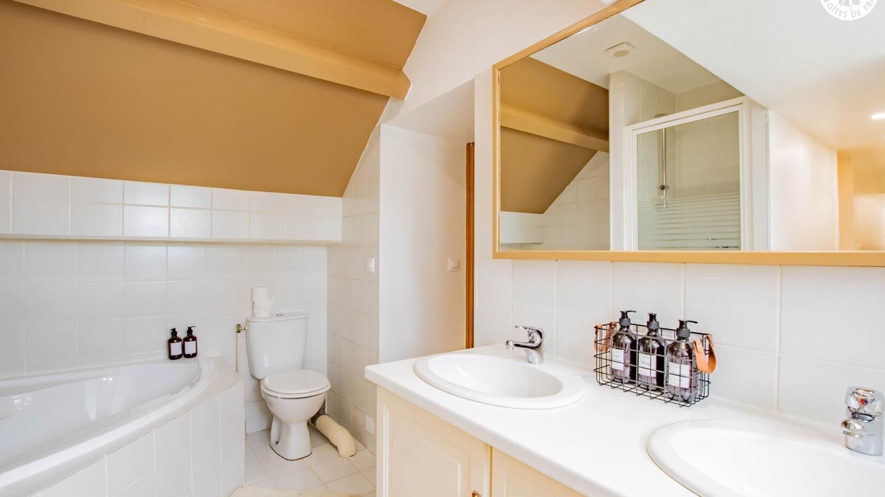 Photo of Others in Saint-Mard-de-Vaux