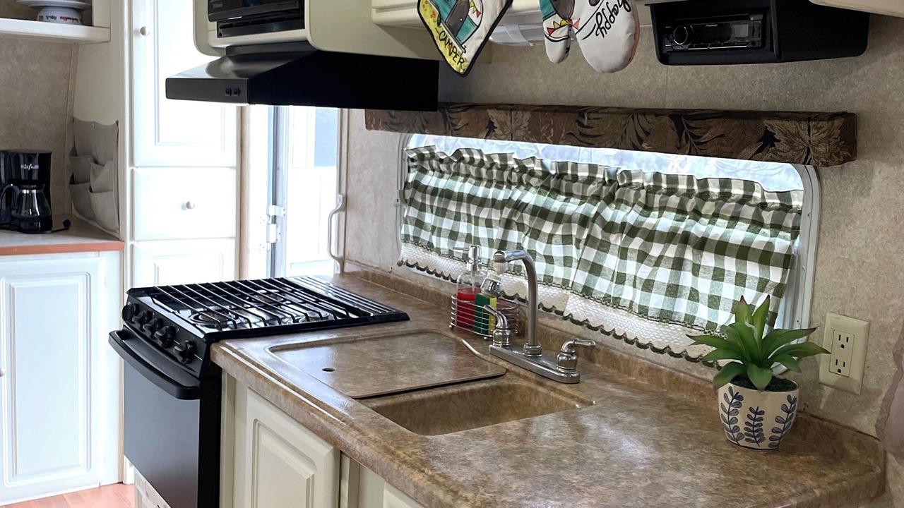 Photo of Kitchen in Warner Springs