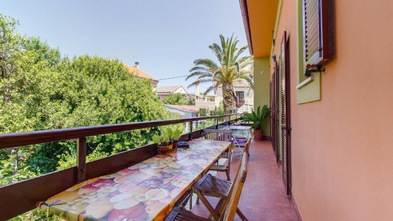 Photo of Patio Balcony in Cove Murtar