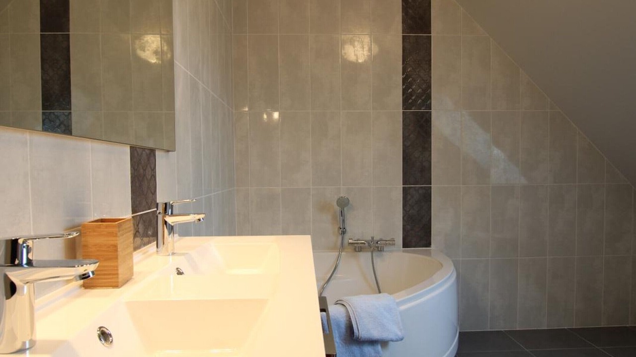 Photo of Bathroom in Jullouville