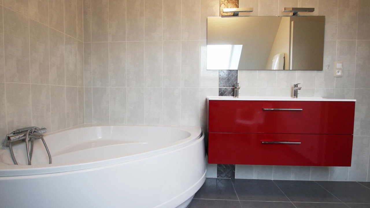 Photo of Bathroom in Jullouville