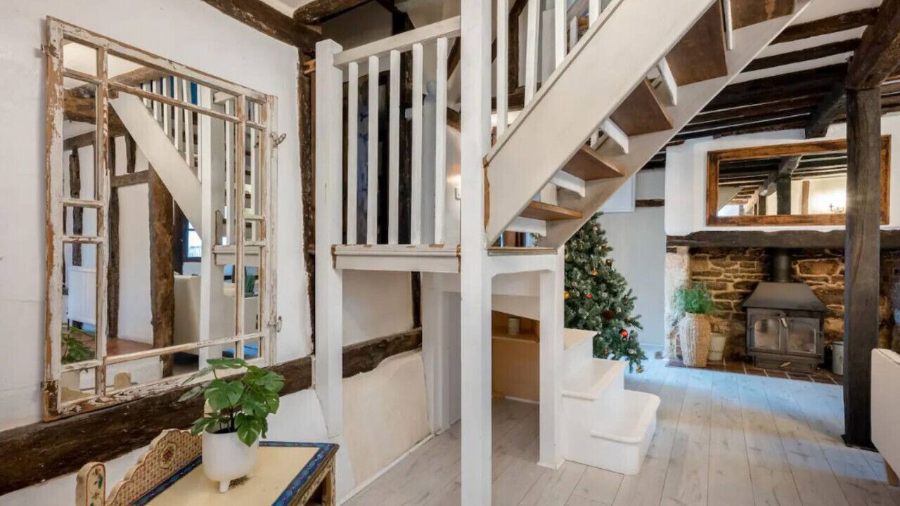 Photo of Others in Kennington