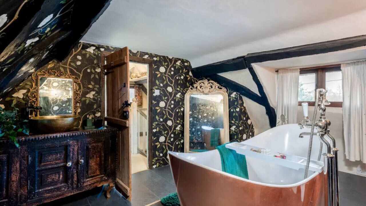 Photo of Others in Kennington