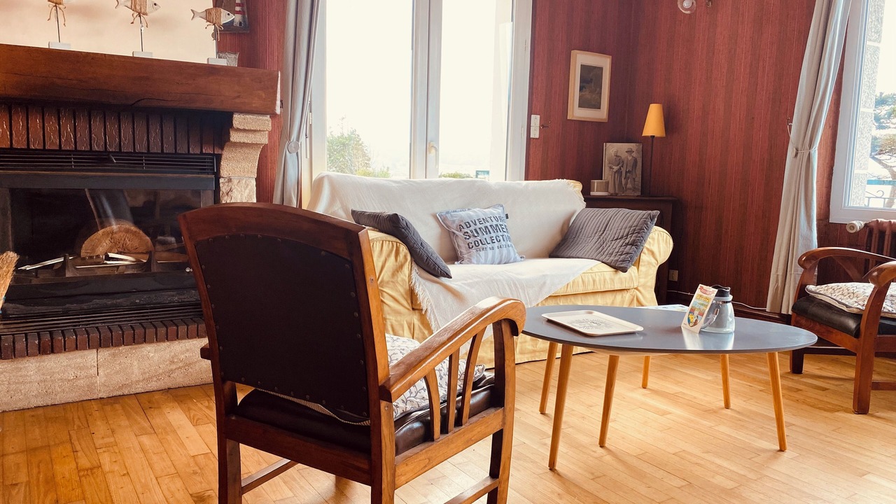 Photo of Livingroom in Saint-Michel-en-Greve