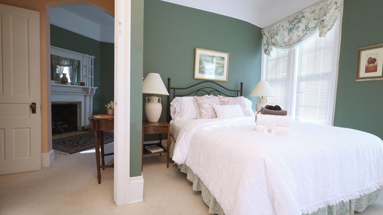 Photo of Bedroom in Wellesley Island