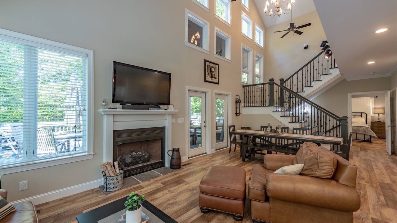 Photo of Livingroom in Macon