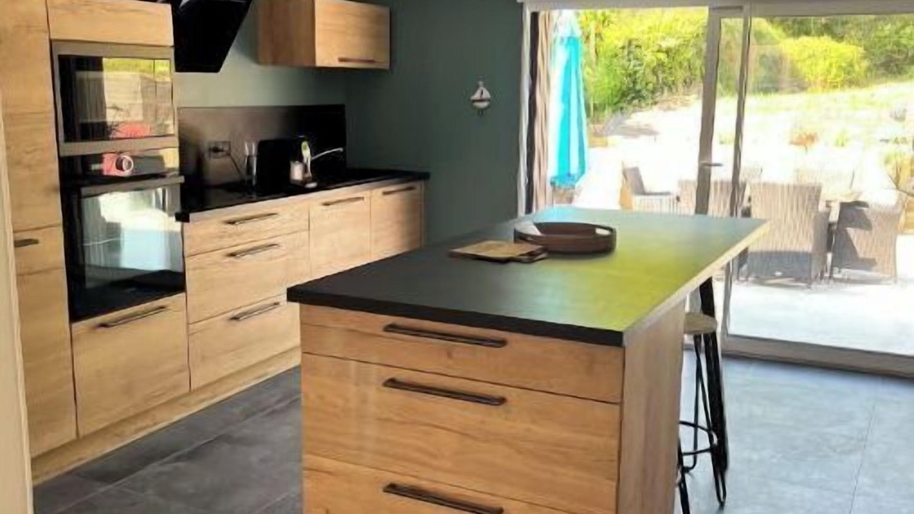 Photo of Kitchen in Quettehou