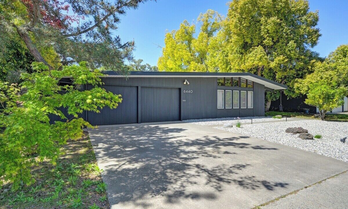 Photo of Outdoor in Southwestern Sacramento