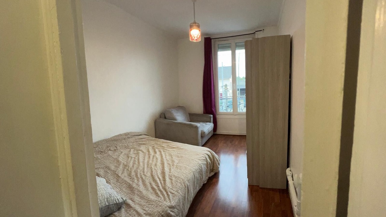 Photo of Bedroom in Argenteuil