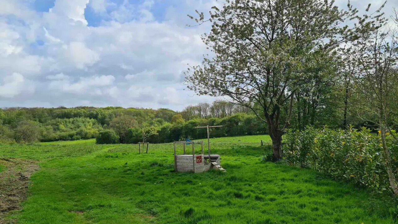 Photo of Outdoor in Etchinghill