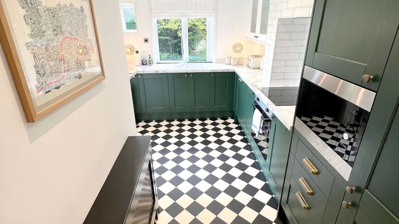 Photo of Others in Etchinghill