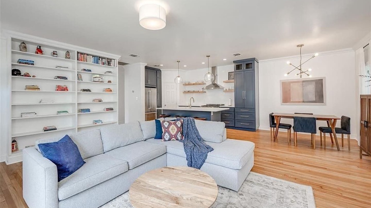 Photo of Livingroom in Cherrywood