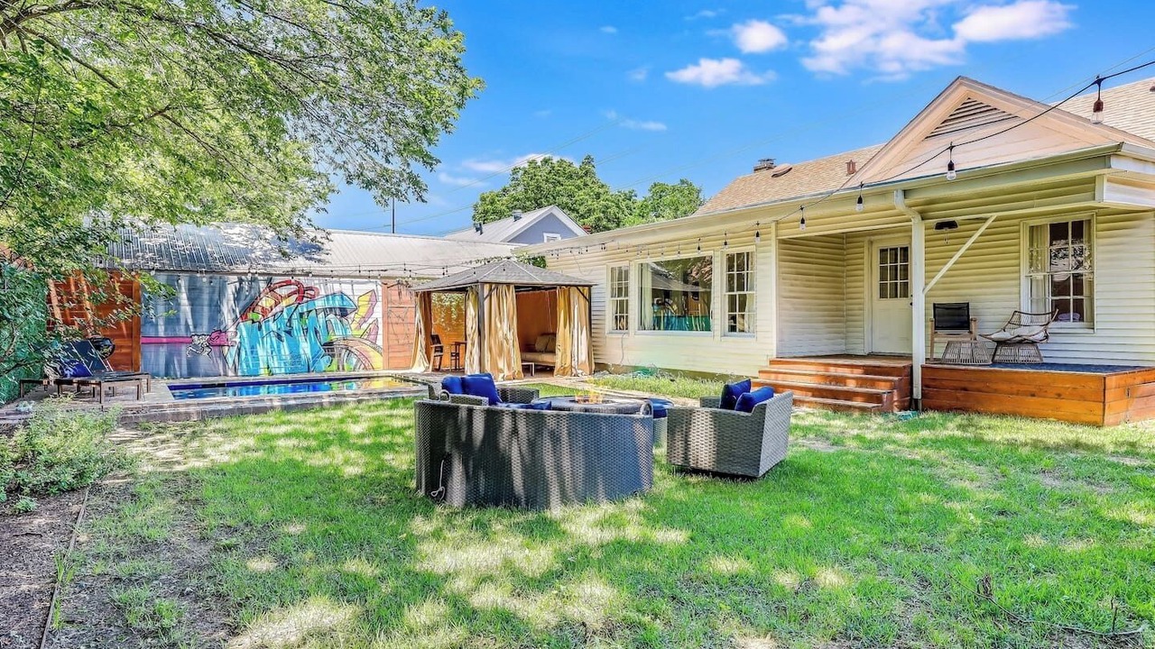 Photo of Outdoor in Cherrywood