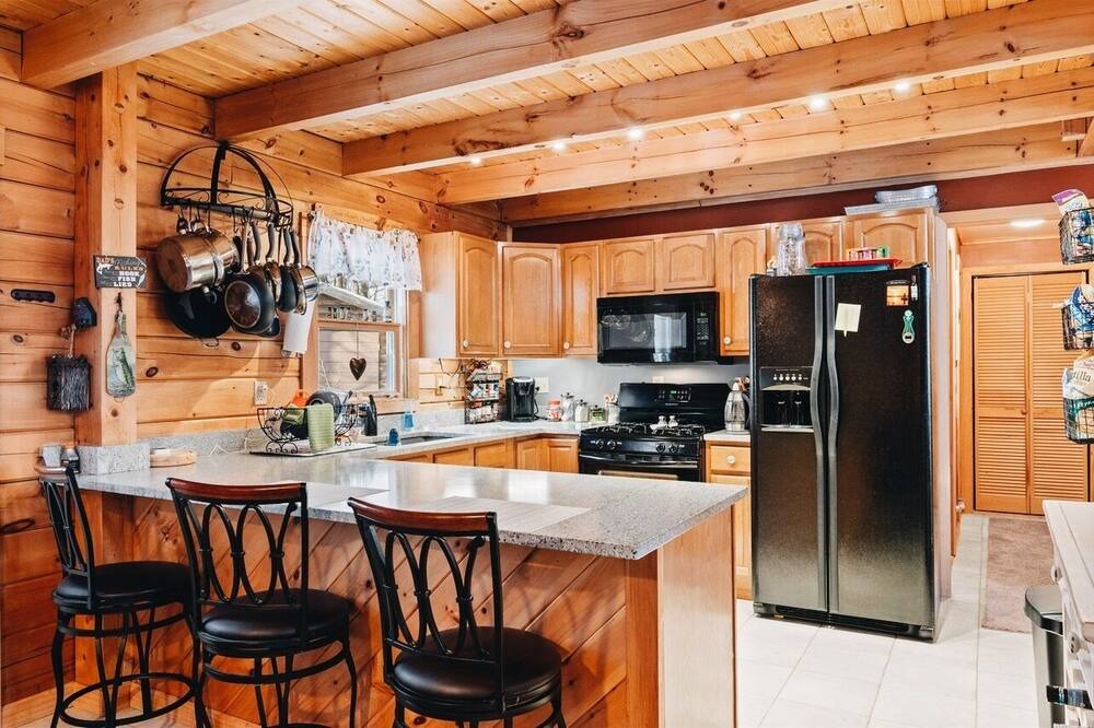Photo of Kitchen in Warren