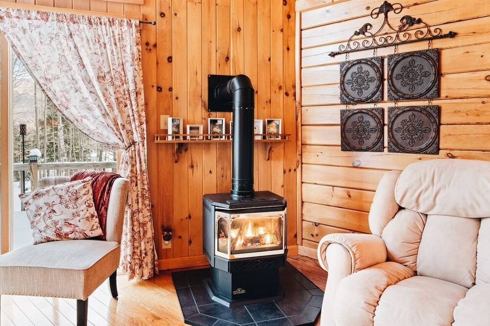 Photo of Livingroom in Warren