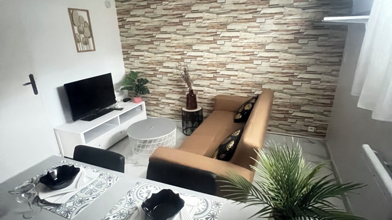 Photo of Others in Rosny-sur-Seine