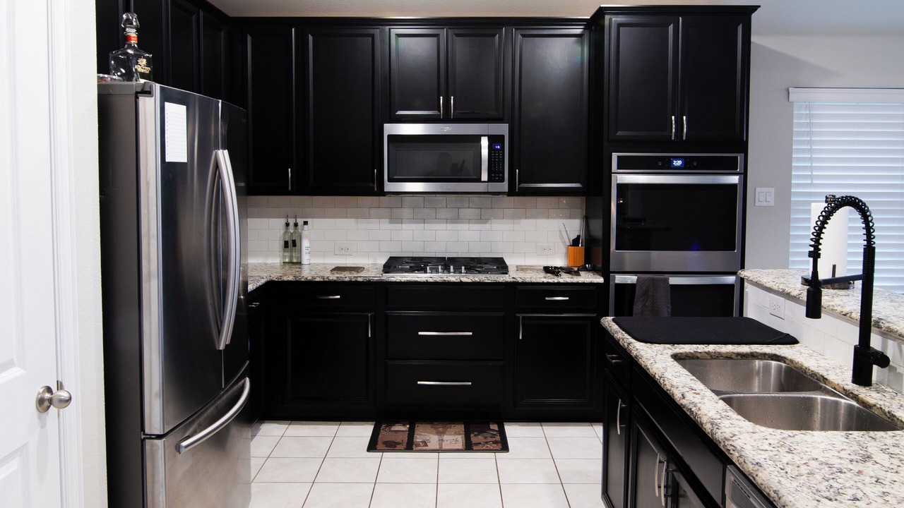 Photo of Kitchen in Aubrey