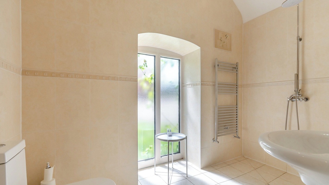 Photo of Others in Grantham