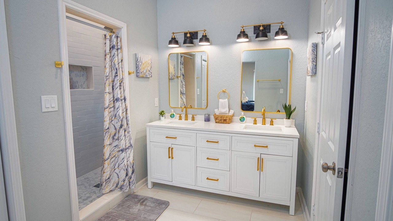 Photo of Bathroom in Near East Side