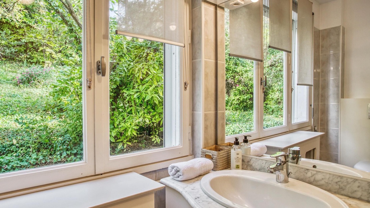 Photo of Bathroom in Vernouillet