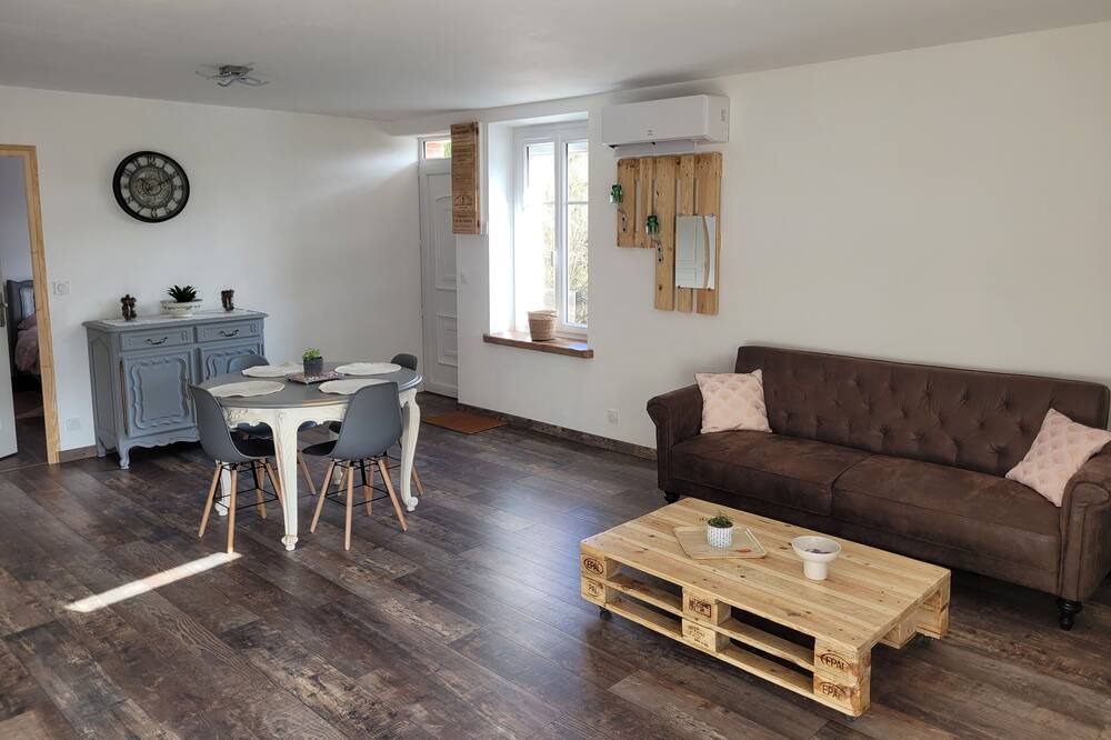 Photo of Livingroom in Buzancais