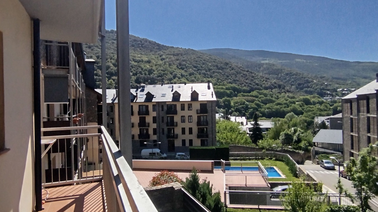Photo of Outdoor in Sort