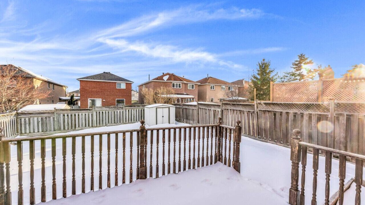Photo of Outdoor in Richmond Hill