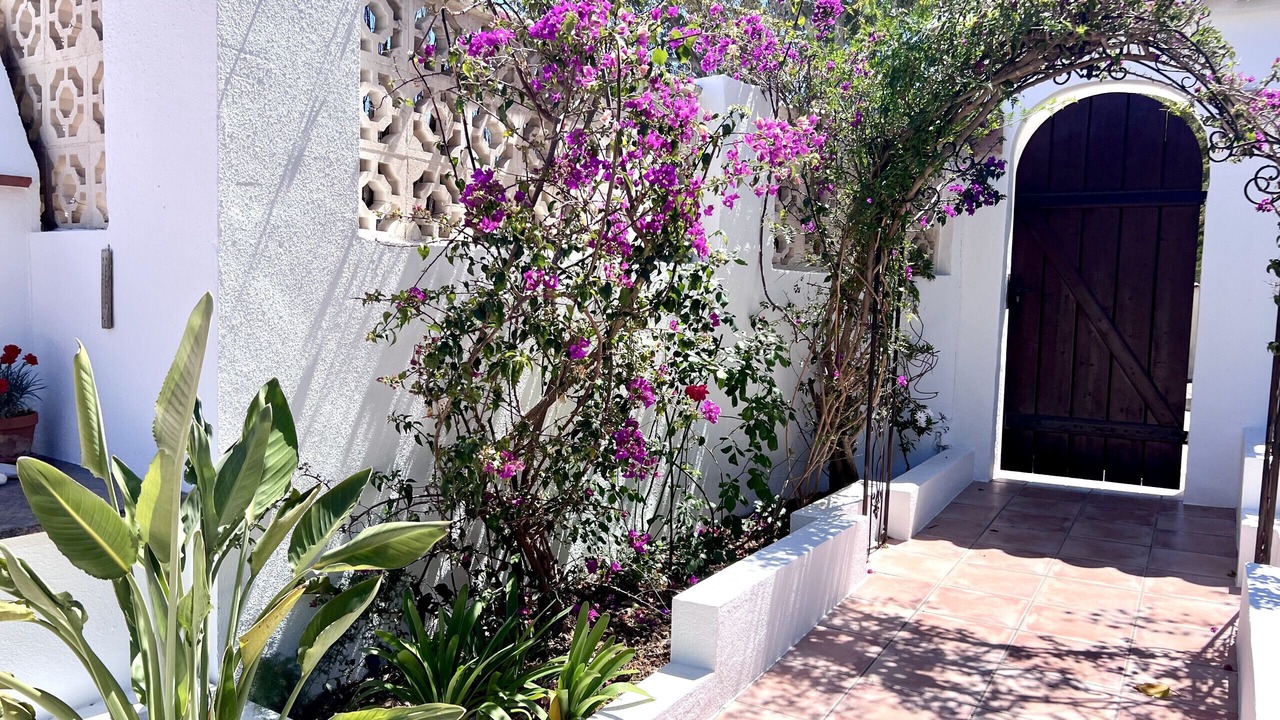 Photo of Outdoor in Arnella