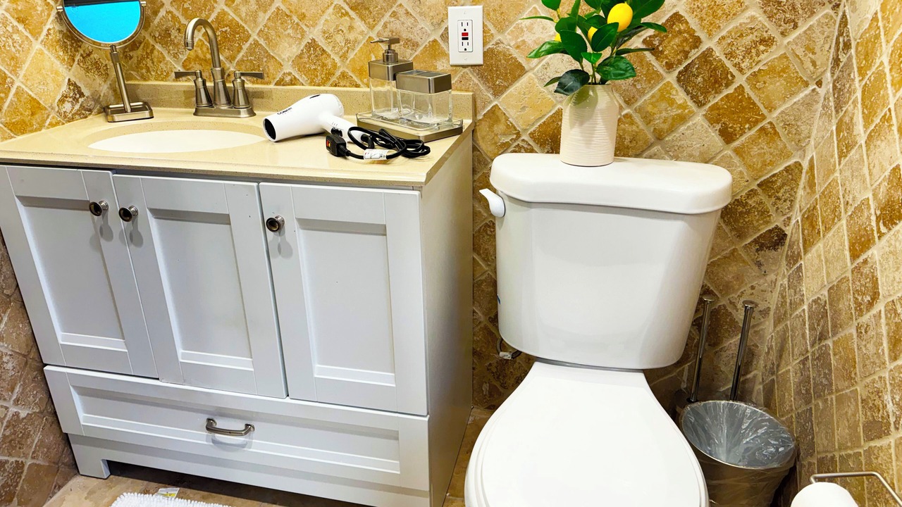 Photo of Others in Roosevelt